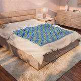 Pink Lemonade Blue Seamless Velveteen Plush Blanket